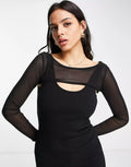 This is casual look of the Fall collection #color_black