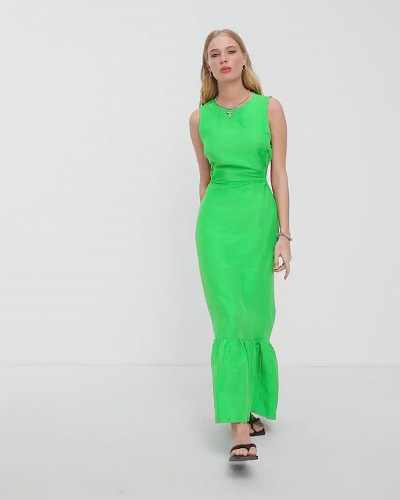 Look 03 — scallop floral, runway clip